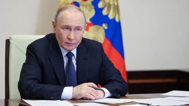 Путин включил директора Музея Победы Школьника в состав Общественной палаты РФ