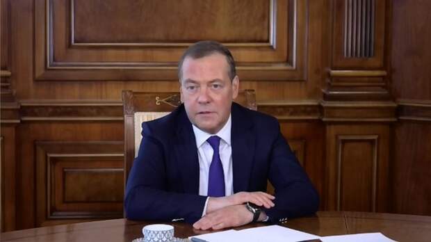 Медведев назвал Украину частью России