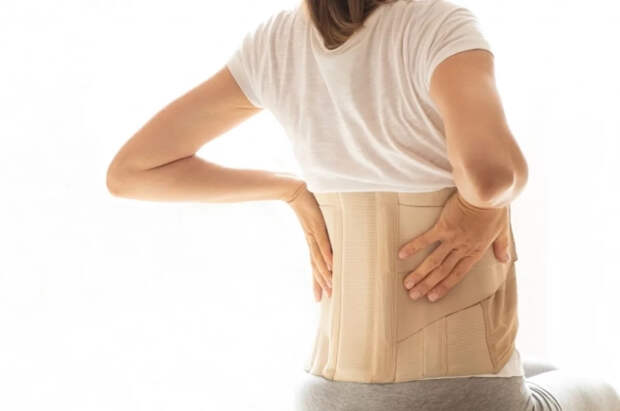 Врач Цурцумия заявил, что ортопедический корсет может навредить спине