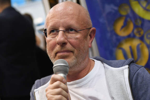 Пучков спросил у ругающих Россию, с чем они сравнивают жизнь в стране