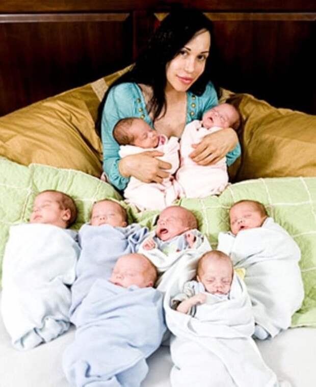 Помните женщину, которая в 2009 году родила восьмерняшек? Как выглядят её дети сегодня