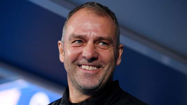 Флик признан лучшим тренером месяца в Ла Лиге