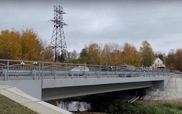 В Смоленской области ограничат движение по мосту через реку (фото)
