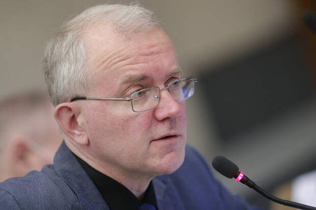 Депутат рассказал, почему «спокойно говорит» о зарплате в 400 тыс.