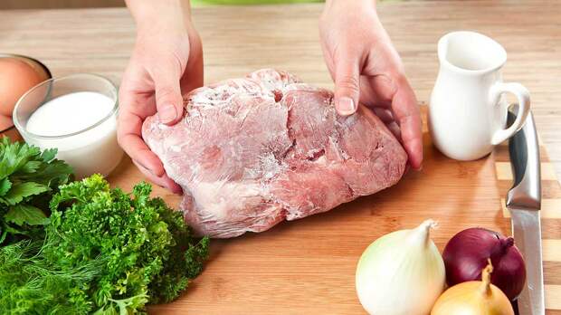 Как нельзя готовить мясо: о худших ошибках предупредили эксперты