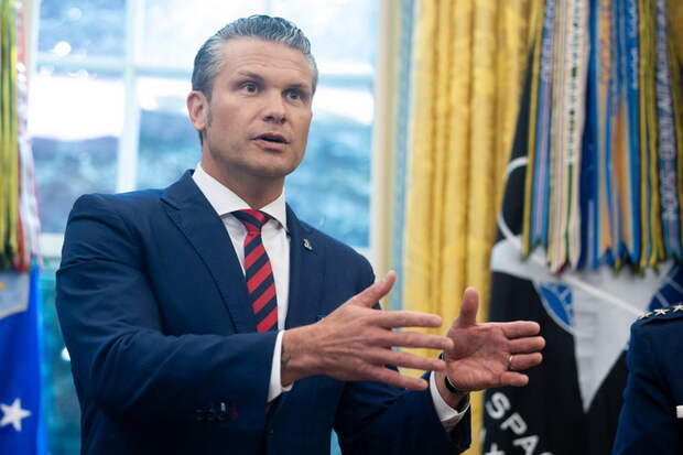 Глава Пентагона сделал резкое заявление на встрече с генералами США