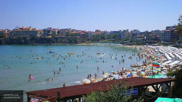 Отдыхающие на российских курортах просят открыть Турцию из-за переполненных пляжей