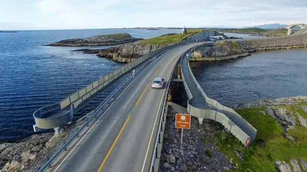 Атлантическая дорога в Норвегии: одна из самых страшных и опасных дорог в мире