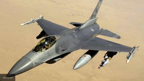 Армения показала, как перемещался турецкий F-16 в Карабахе Армения показала, как перемещался турецкий F-16 в Карабахе