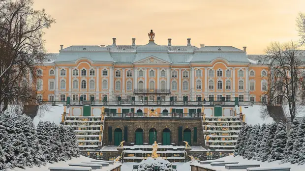 «Петергоф» открыл серию мероприятий к 350-летию со дня рождения Петра I
