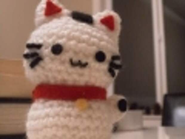 Кошка вязаная крючком