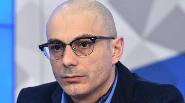 Гаспарян указал на подозрительные совпадения с отравлением Навального Гаспарян указал на подозрительные совпадения с отравлением Навального
