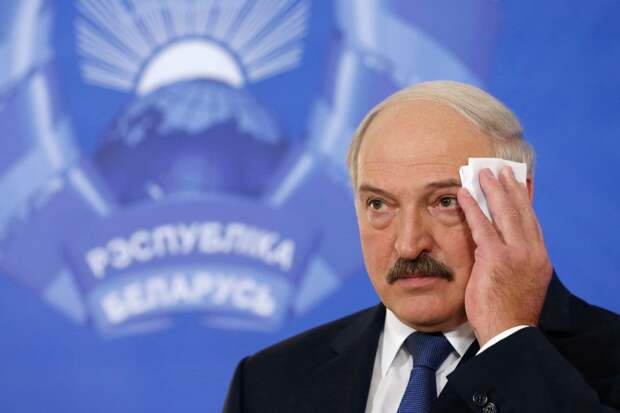 На лбу Лукашенко выступил пот, когда он вспоминал о телефонном разговоре с Путиным