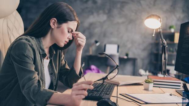 Психотерапевт дала советы для профилактики выгорания из-за работы