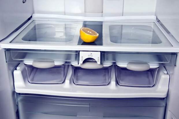 Самые простые и эффективные способы убрать неприятные запахи из холодильника