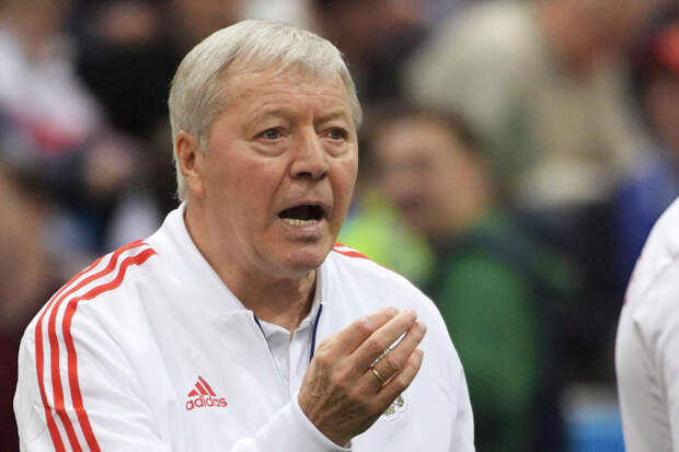 Тренер Гладилин заявил, что молодым россиянам не стоит спешить с отъездом из РПЛ