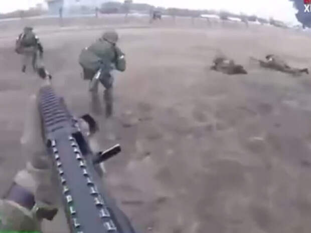 В Сети появилось видео штурма аэропорта Гостомеля спецназом ВДВ в первый день СВО (ВИДЕО)