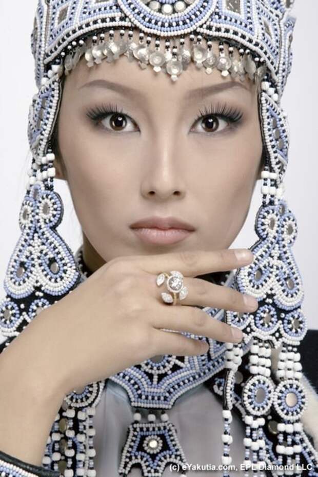 Якутия женщины, красота, невероятное, традиционный костюм, украшения, фото