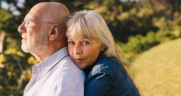 Какие черты мужчин теряют популярность с возрастом у женщин: психологи