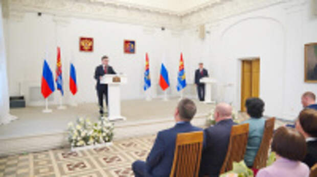 Станислав Воскресенский на церемонии вручения государственных наград: «Успеха не было бы без вас, тех, кто спокойно, планомерно и очень ответственно трудится на рабочих местах»