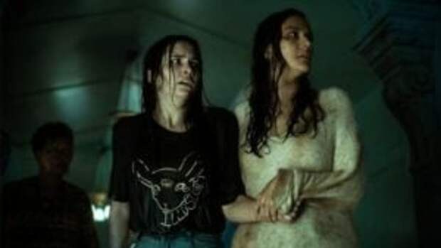 The ‘NPC’ Energy List: 13 TV Characters Who Are Basically Background Extras