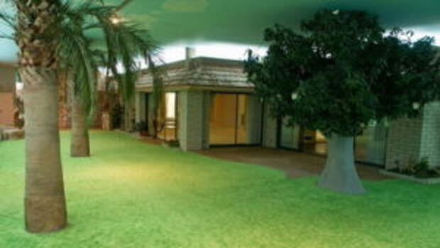 5000-sq-ft-cold-war-bunker