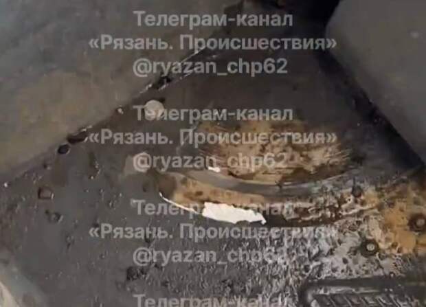 Рязанцы пожаловались на многочисленные поломки и опасные дыры в автобусах