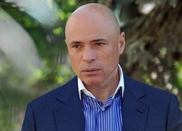«Цифры надо поменять, а то о регионе плохо подумают». Губернатор обсуждал с подчиненными, как переписать статистику по COVID