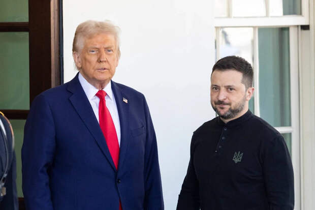 Президент США Дональд Трамп и глава киевского режима Владимир Зеленский. Фото © Shutterstock / FOTODOM / Joshua Sukoff