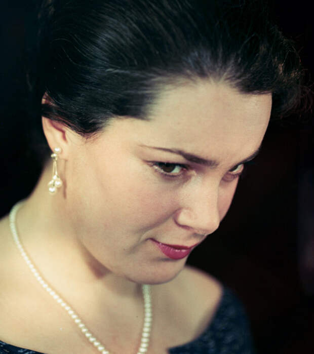 Элина Быстрицкая роли