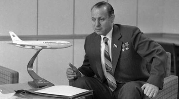 Генрих Васильевич Новожилов