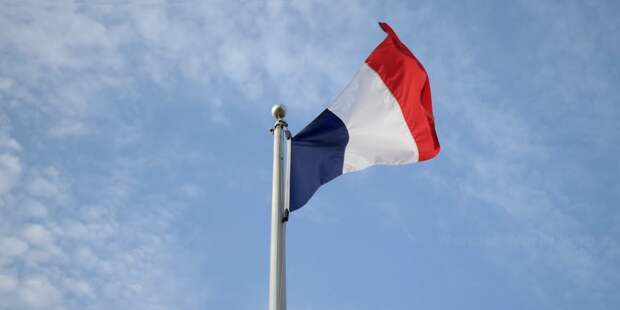 FT: В феврале советники Макрона в Москве получили отказ по Украине