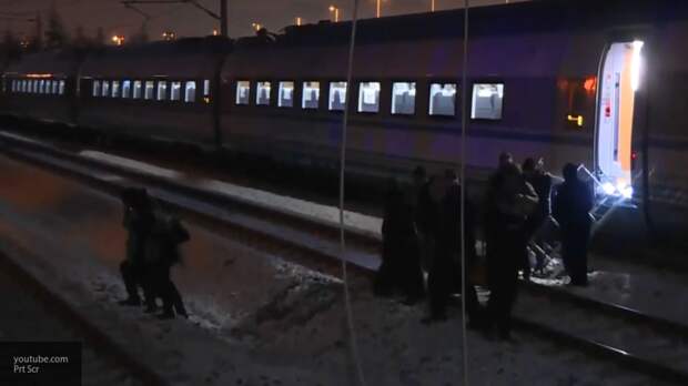 Число погибших при крушении скоростного поезда в Анкаре увеличилось до семи