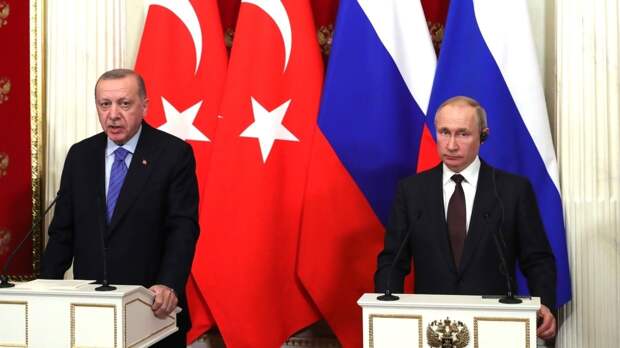 Путин назвал переговоры России и Турции непростыми, но результативными