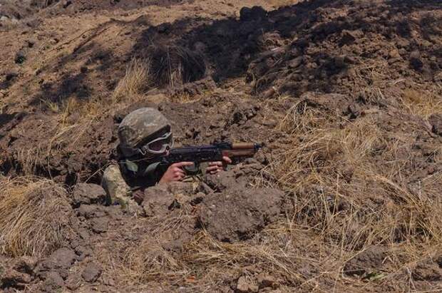 ВСУ нарушили перемирие на Донбассе, обстреляв село
