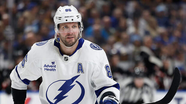 Кучеров признан первой звездой недели в НХЛ