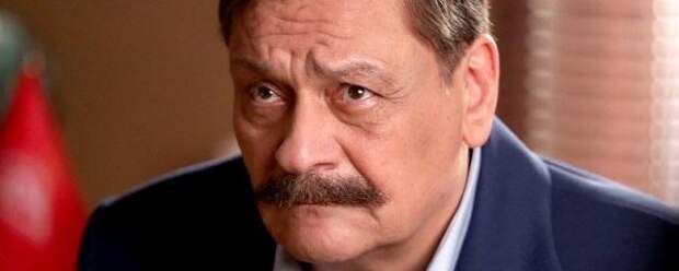 Шахназаров ответил актеру Дмитрию Назарову на критику парада Победы