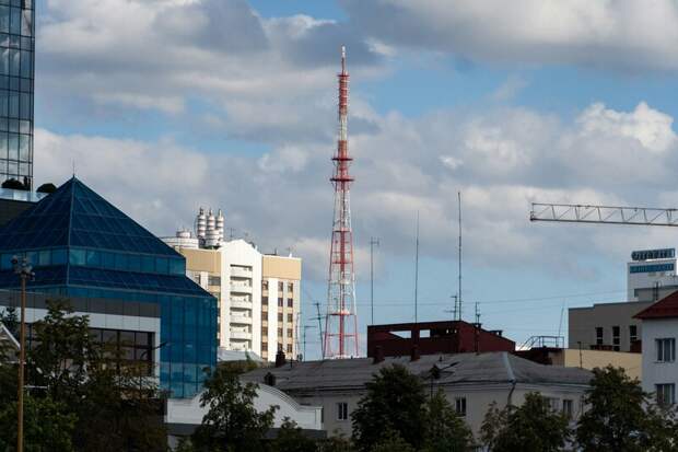 Выручка операторов связи в России продолжает расти, несмотря на снижение прибыли и инвестиций