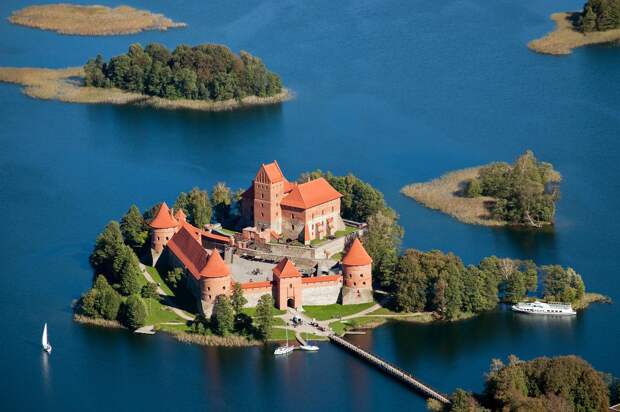Тракайский замок, Литва достопримечательности, другой взгляд, интересно и познавательно, мир, планета, с другого ракурса, фото