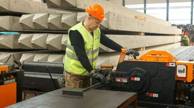 Миллион свай до Питера: строители укрощают болота под ВСМ