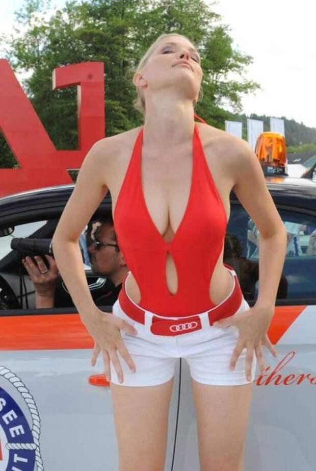 Девушки с автовыставок