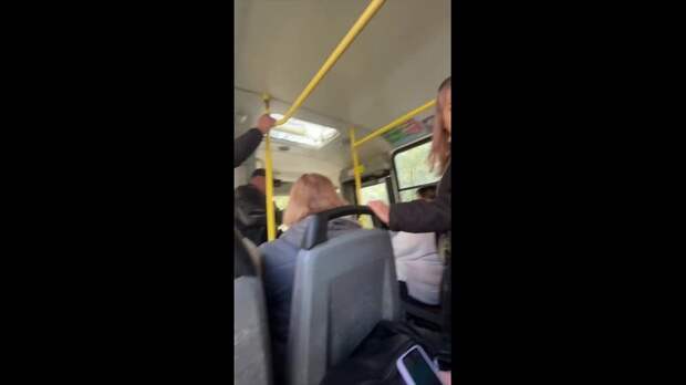 Разборки в 17 маршруте https://t.me/webmoney_dn/320191Video: Видео от Донецкая группа новостей|Донецк.ДНР