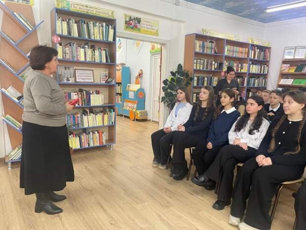 одвиги партизан и мужество жителей: Урок памяти в Энемской библиотеке