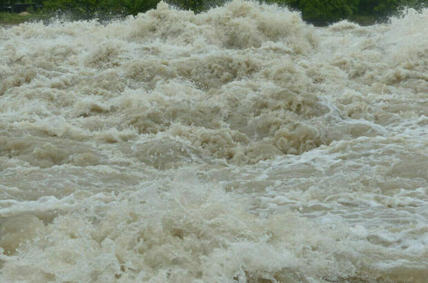 Вода в реке Тобол у Кургана поднялась на полметра за день