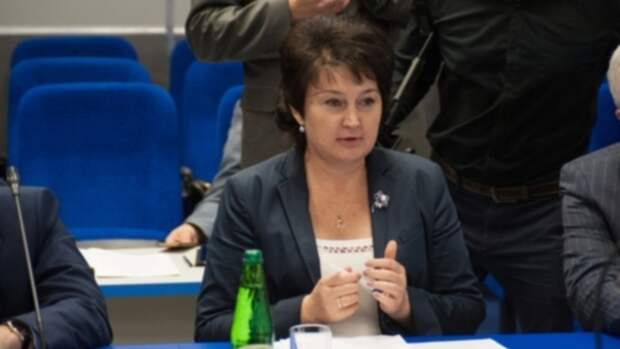 Экс-зампред алтайского правительства Ирина Долгова предстанет перед судом