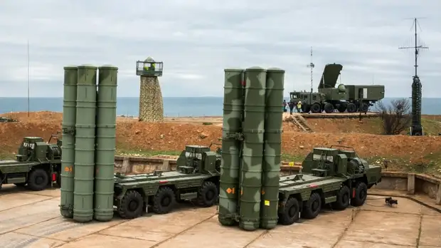 «Дорожит сотрудничеством с Москвой»: как Эрдоган противостоит давлению США по вопросу закупок С-400