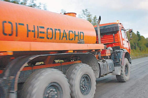 Правительство РФ запретило экспорт бензина до 31 июля