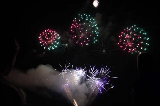 В Нидерландах со следующего года запретят использовать петарды и фейерверки
