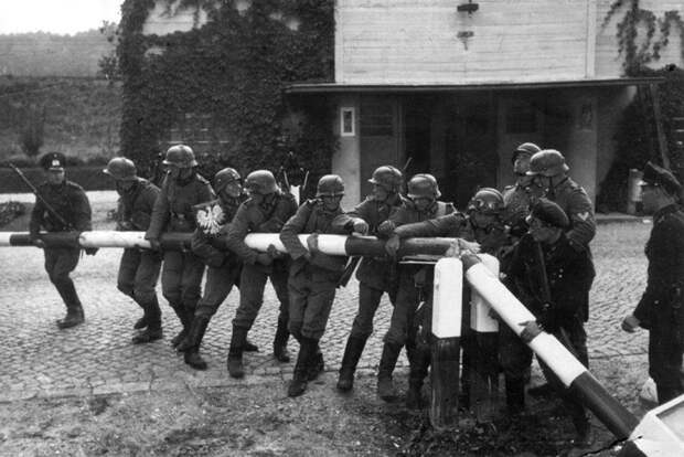 Польская пресса: Как немцы изучают Вторую мировую войну Польская пресса: Как немцы изучают Вторую мировую войну