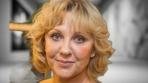 «Ей не место на сцене»: как Елена Яковлева, народная артистка России, покорила Москву, пережила студенческую нищету и отдала 35 лет одному мужчине